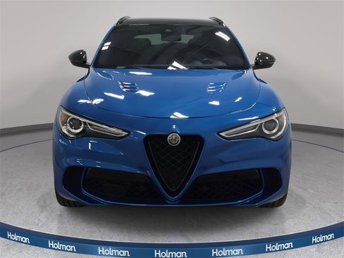 Used 2020 Alfa Romeo Stelvio Quadrifoglio image 3