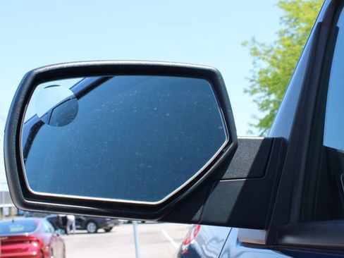 Used 2017 Chevrolet Silverado 1500 LT w/ All Star Edition AWD/4WD image 8