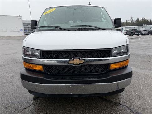 Used 2024 Chevrolet Express 2500 w/ Driver Convenience Package image 2