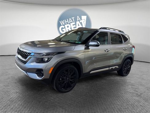 Certified 2023 Kia Seltos Nightfall Edition image 8