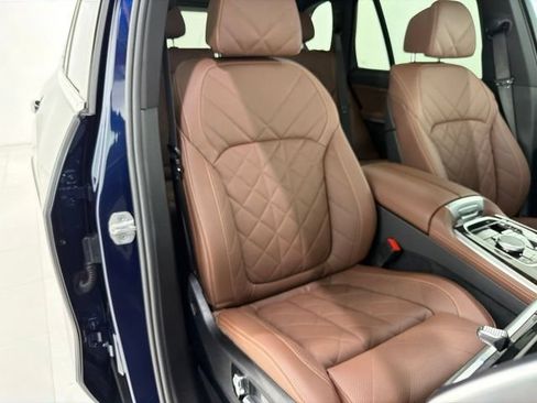 Used 2024 BMW X5 xDrive40i w/ Premium Package AWD/4WD image 19