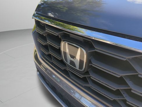 Used 2025 Honda Pilot EX-L image 31