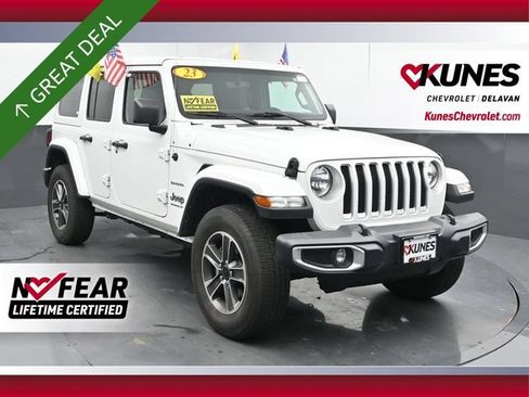 Used 2023 Jeep Wrangler Unlimited Sahara AWD/4WD image 1