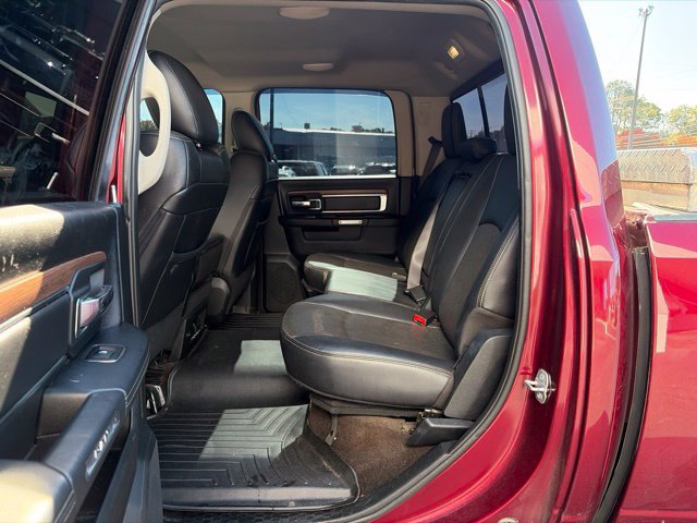 Used 2017 RAM 1500 Laramie AWD/4WD image 10