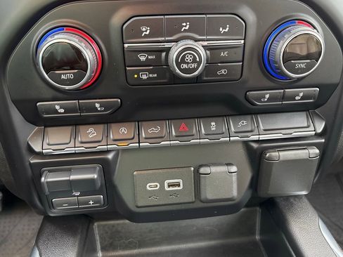 Used 2020 Chevrolet Silverado 1500 RST w/ All-Star Edition image 15