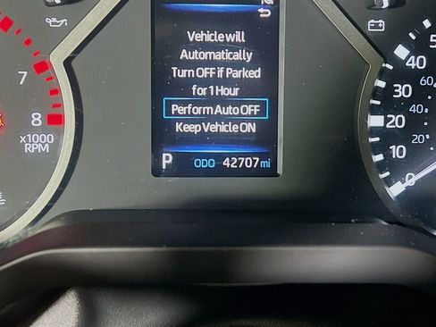 Used 2022 Toyota Tundra SR5 AWD/4WD image 12