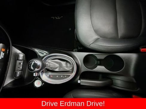 Used 2015 Kia Soul ! w/ Sun & Sound Package FWD image 19