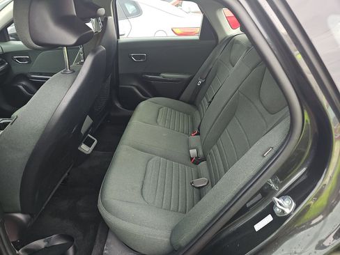 Used 2025 Kia K4 EX image 4