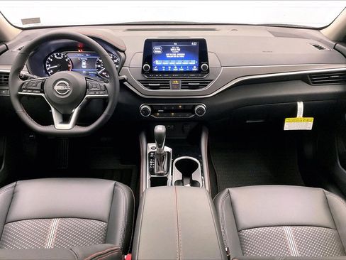 New 2025 Nissan Altima 2.5 SR image 5