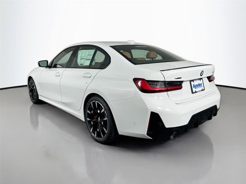 New 2026 BMW 330i xDrive Sedan w/ M Sport Package image 4