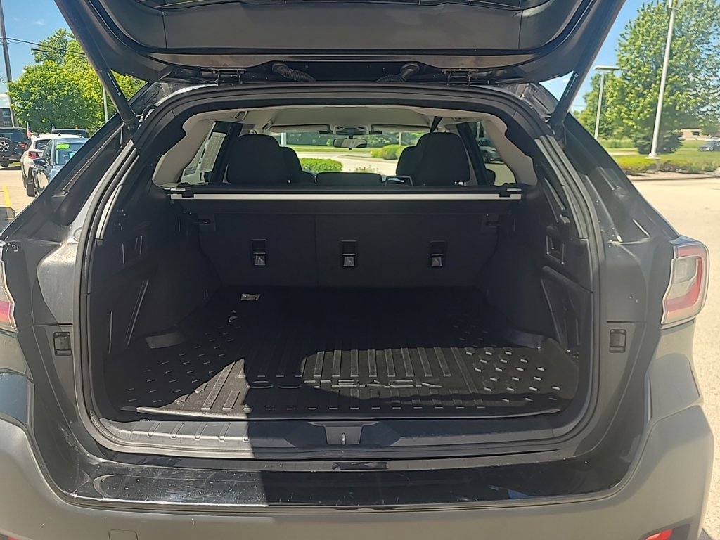 Used 2023 Subaru Outback Premium AWD/4WD image 18
