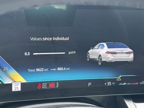 Used 2025 BMW 530i xDrive image 28