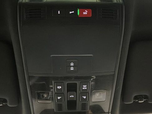 Used 2024 Volkswagen Tiguan SEL R-Line AWD/4WD image 34