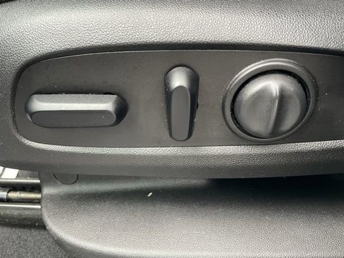 Certified 2019 Chevrolet Equinox LT image 27