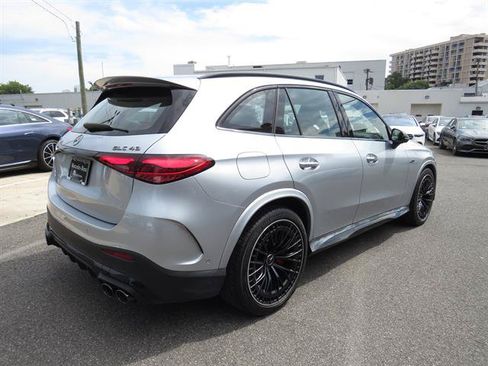 Used 2025 Mercedes-Benz GLC 43 AMG 4MATIC image 4