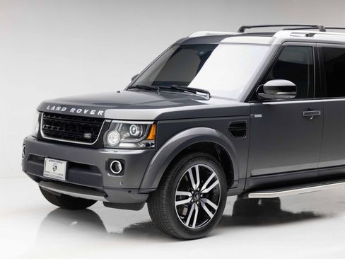 Used 2016 Land Rover LR4 HSE LUX AWD/4WD image 29