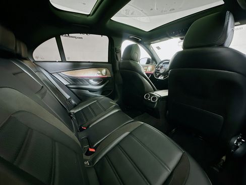 Used 2022 Mercedes-Benz E 53 AMG 4MATIC Sedan image 30