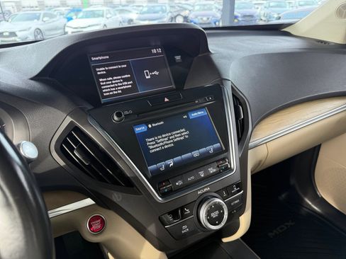 Used 2020 Acura MDX FWD w/ Technology Package image 17