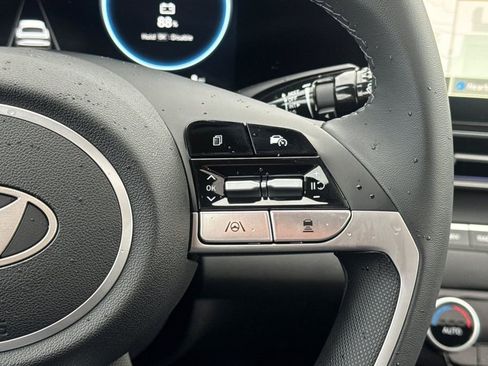 New 2026 Hyundai Elantra Limited FWD image 26