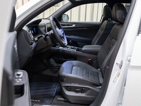 New 2026 Volkswagen Atlas Cross Sport SEL R-Line AWD/4WD image 10
