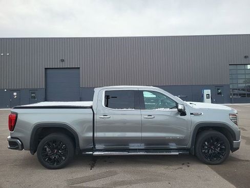 Used 2023 GMC Sierra 1500 Denali image 2