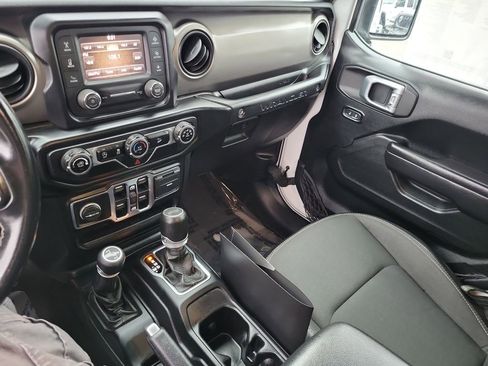 Certified 2020 Jeep Wrangler Unlimited Sport image 13