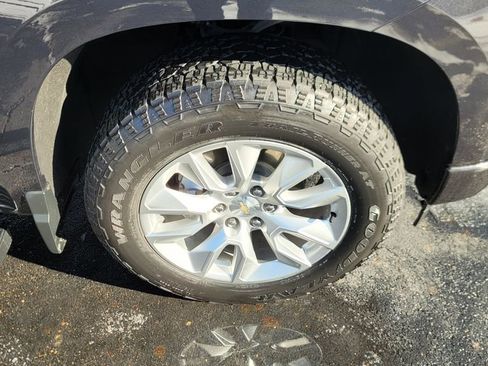 Used 2023 Chevrolet Silverado 1500 Custom image 15