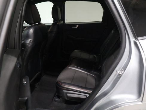 Used 2024 Ford Escape ST-Line image 18