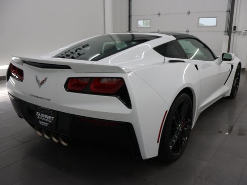 Used 2015 Chevrolet Corvette Stingray Coupe w/ 3LT Preferred Equipment Group RWD image 5