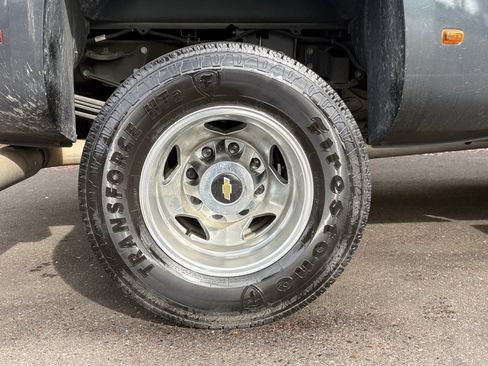 Used 2017 Chevrolet Silverado 3500 High Country w/ Duramax Plus Package image 5