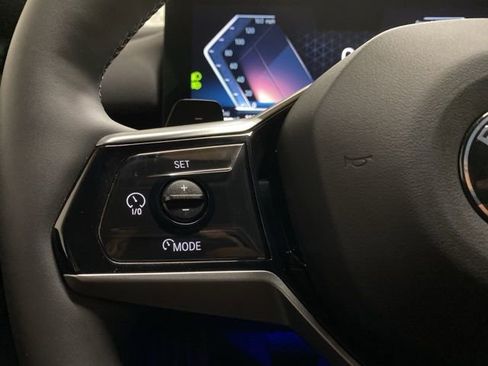 Used 2026 BMW 530i xDrive AWD/4WD image 38