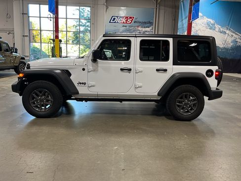 Certified 2025 Jeep Wrangler Unlimited Sport AWD/4WD image 2