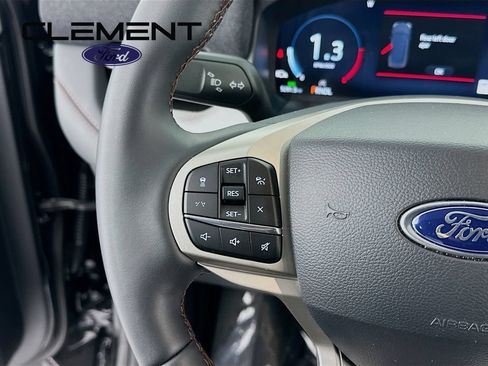 New 2026 Ford Explorer Active w/ Active Comfort Package AWD/4WD image 15