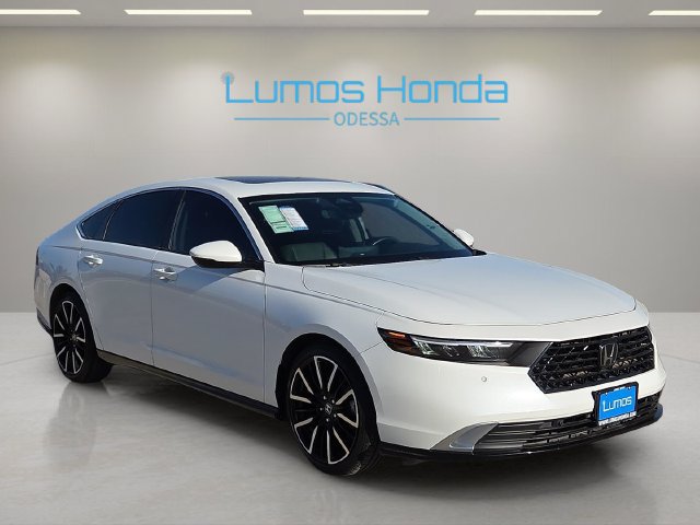 Used 2024 Honda Accord Touring image 7