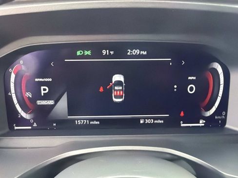 Used 2024 Nissan Rogue SL FWD image 28