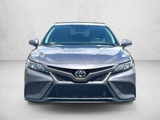 Used 2021 Toyota Camry SE FWD video 3