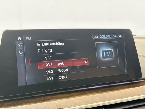 Used 2017 BMW 530i image 25