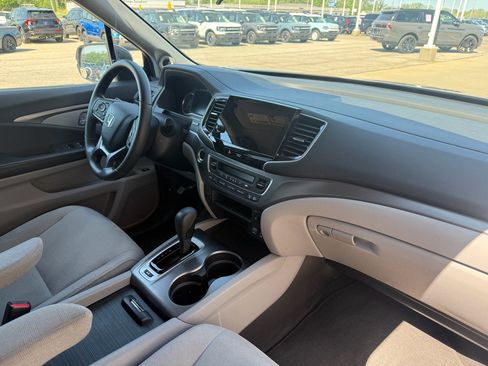 Used 2019 Honda Pilot EX image 13