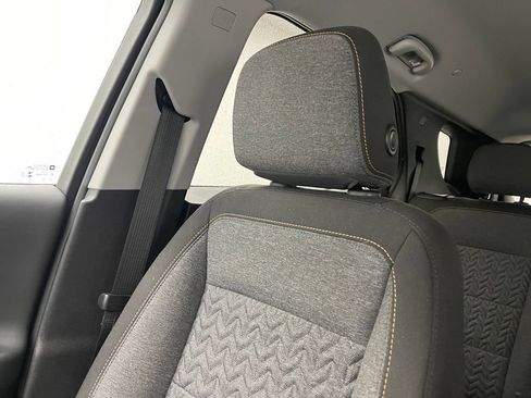 Used 2024 Chevrolet Equinox LT FWD image 39