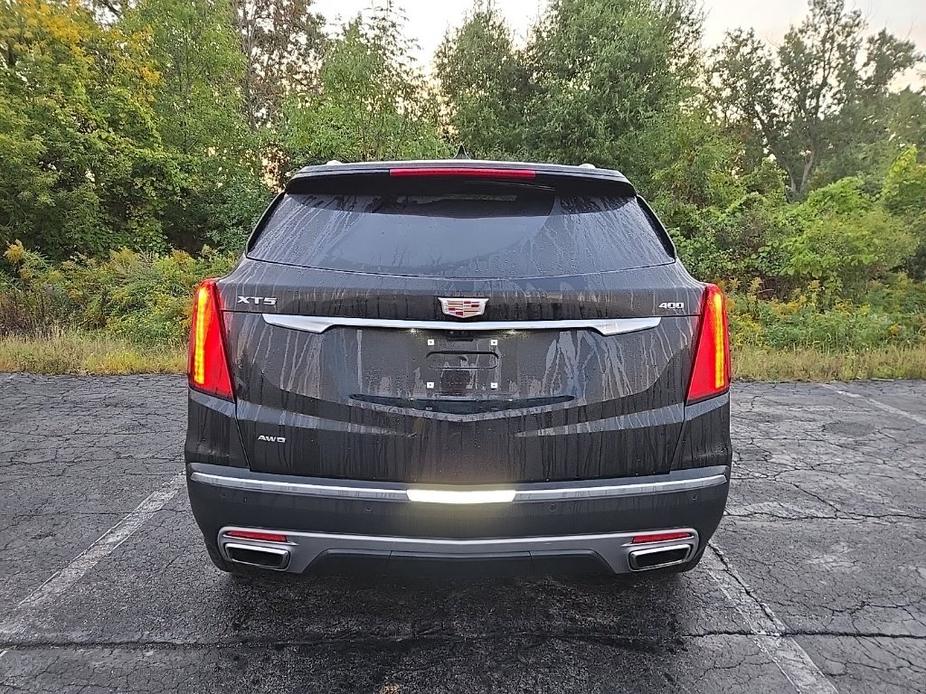 Certified 2024 Cadillac XT5 Premium Luxury w/ Technology Package AWD/4WD image 4