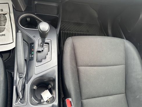 Used 2017 Toyota RAV4 LE image 19