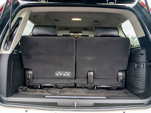 Used 2014 Cadillac Escalade Platinum image 20