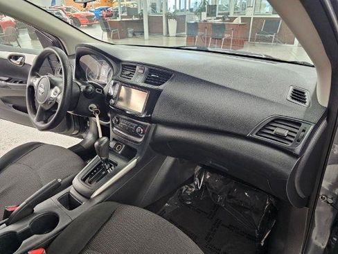 Used 2019 Nissan Sentra S FWD image 13