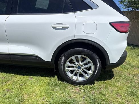 Certified 2022 Ford Escape SE w/ Convenience Package AWD/4WD image 35