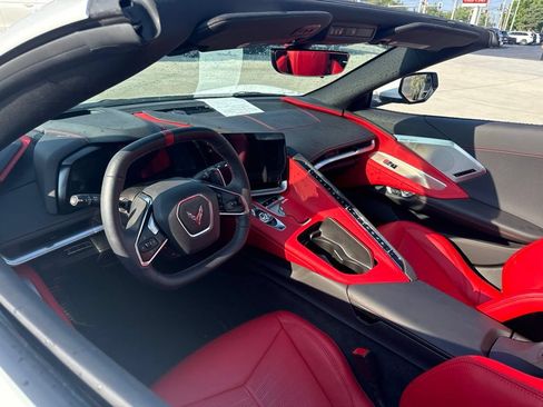 Used 2023 Chevrolet Corvette Stingray Preferred Conv w/ Z51 Performance Package RWD image 23