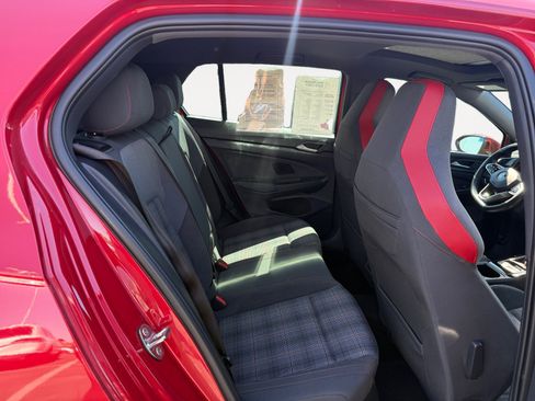 Certified 2023 Volkswagen GTI Autobahn image 18