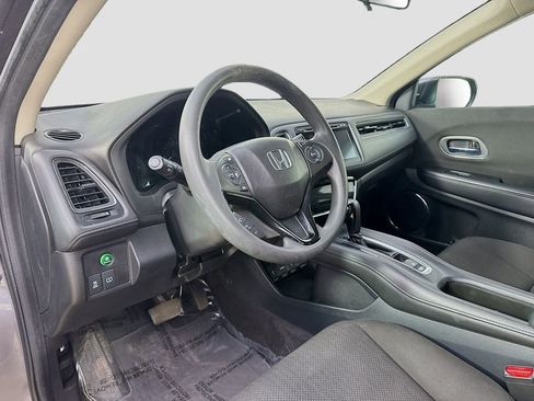Used 2016 Honda HR-V EX image 10