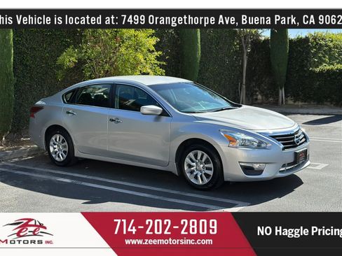 Used 2015 Nissan Altima 2.5 S w/ Power Driver Seat Package FWD image 4