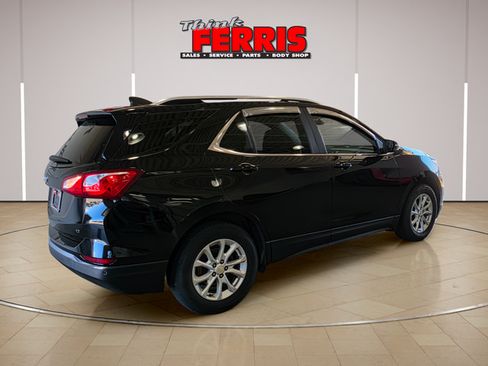 Used 2019 Chevrolet Equinox LT w/ Sun & Navigation Package FWD image 5