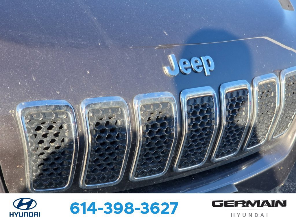 Used 2020 Jeep Cherokee Latitude Plus w/ Cold Weather Group AWD/4WD image 13